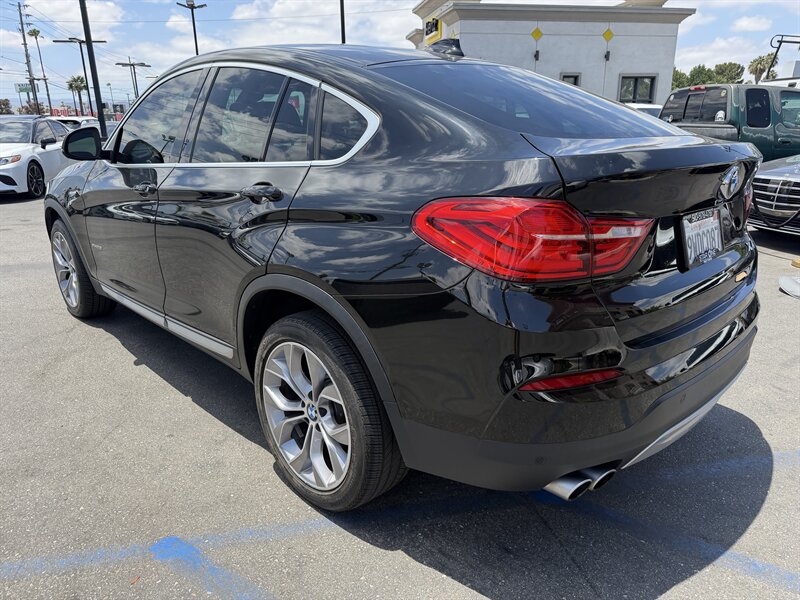 Used 2018 BMW X4 xDrive28i AWD/4WD image 7