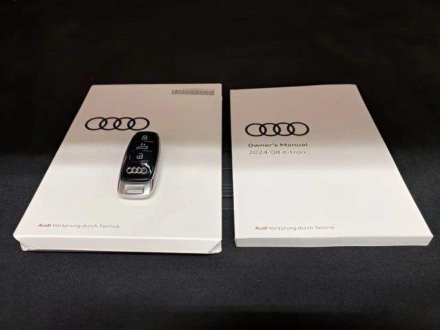 Used 2024 Audi Q8 e-tron Premium Plus w/ Premium Plus Package AWD/4WD image 97