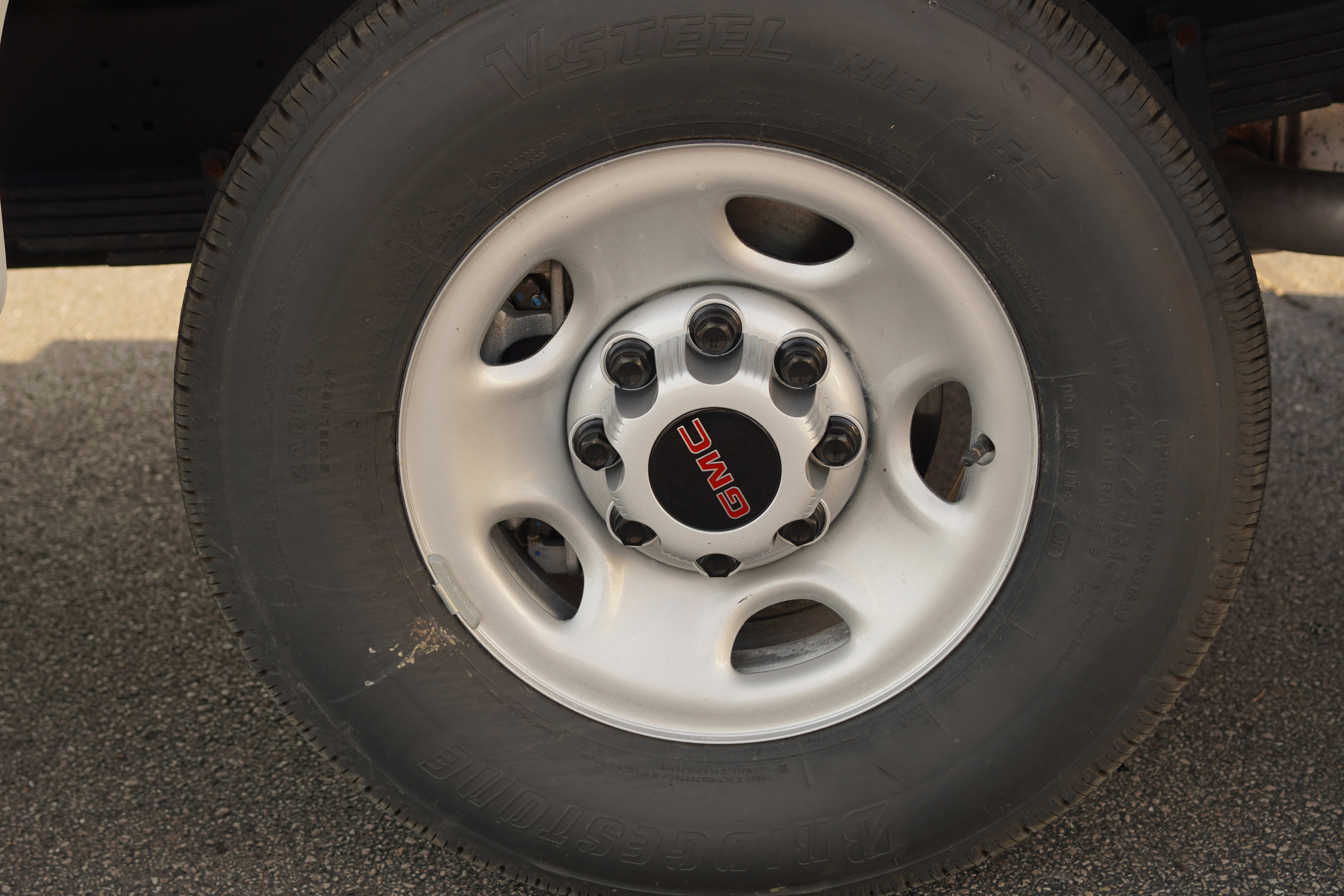 New 2025 GMC Savana 3500 w/ Power Convenience Package image 19