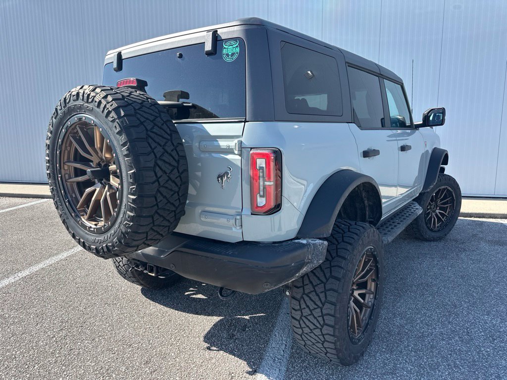 Certified 2023 Ford Bronco Badlands w/ Sasquatch Package AWD/4WD image 7