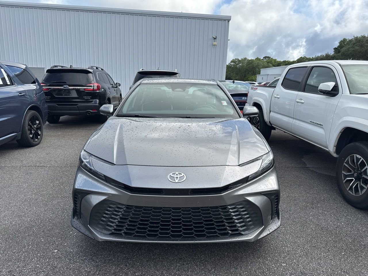 Used 2025 Toyota Camry SE w/ Multimedia Upgrade Package FWD image 2