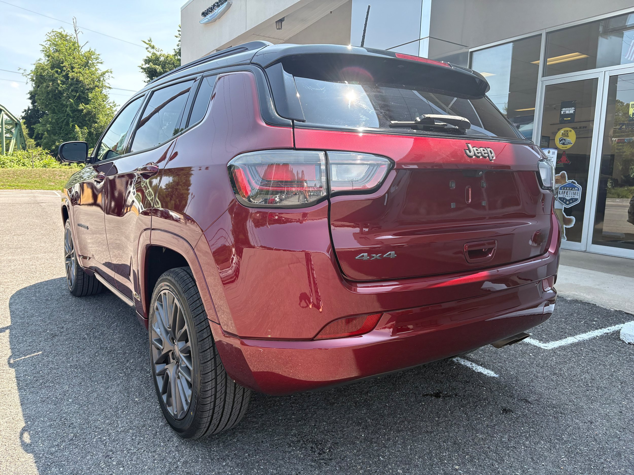 Certified 2022 Jeep Compass High Altitude AWD/4WD image 9