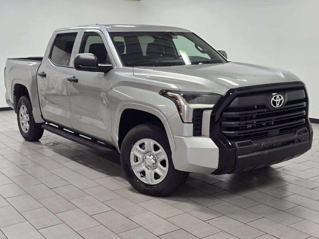 New 2026 Toyota Tundra SR image 2