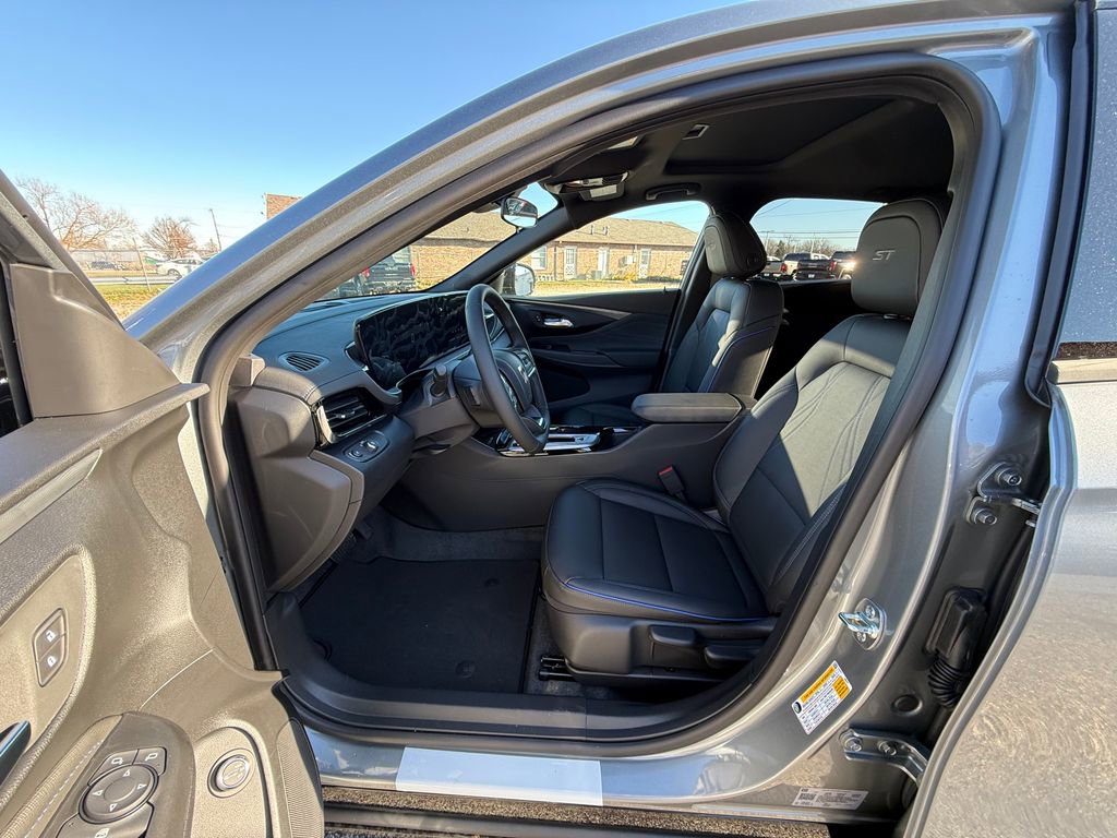 New 2026 Buick Envista Sport Touring w/ Convenience II Package image 17