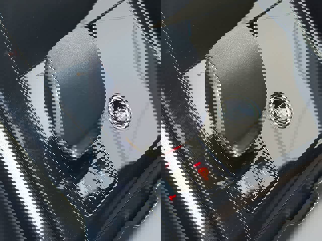 Used 2025 Land Rover Range Rover Sport SE image 33