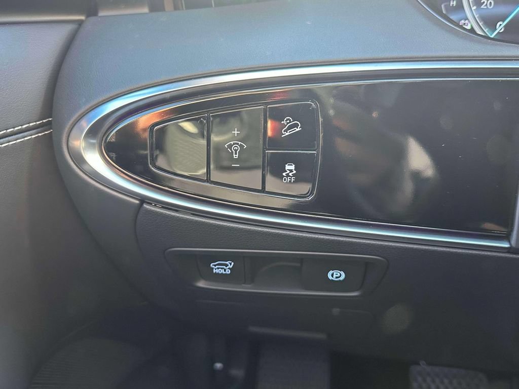 New 2025 Genesis Electrified GV70 w/ Prestige Package AWD/4WD image 18