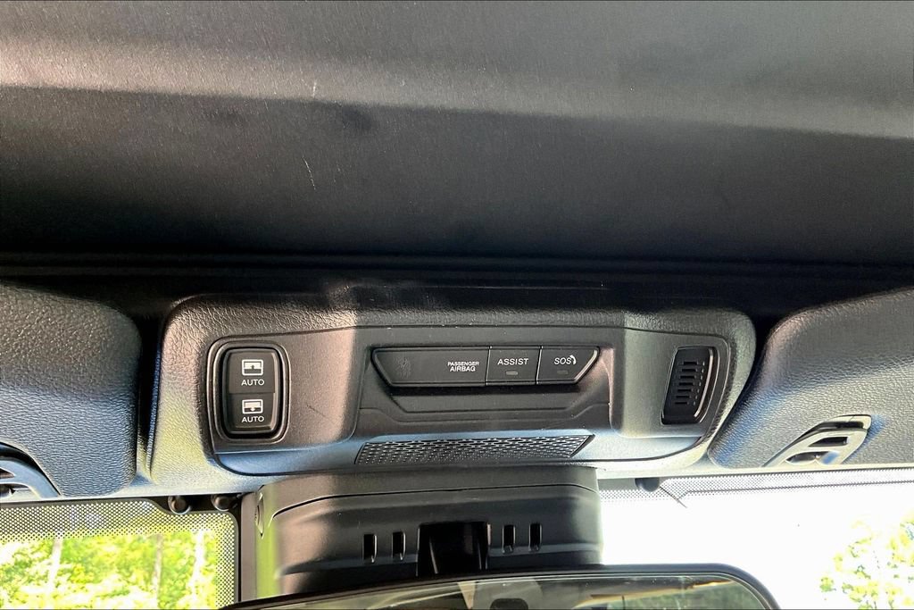 Used 2025 Jeep Wrangler Unlimited Sport AWD/4WD image 17