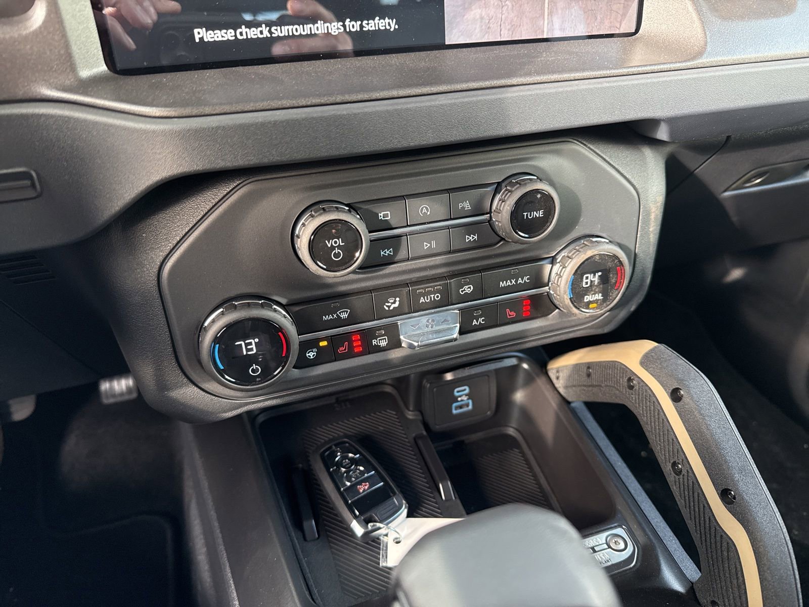 New 2025 Ford Bronco Badlands image 25