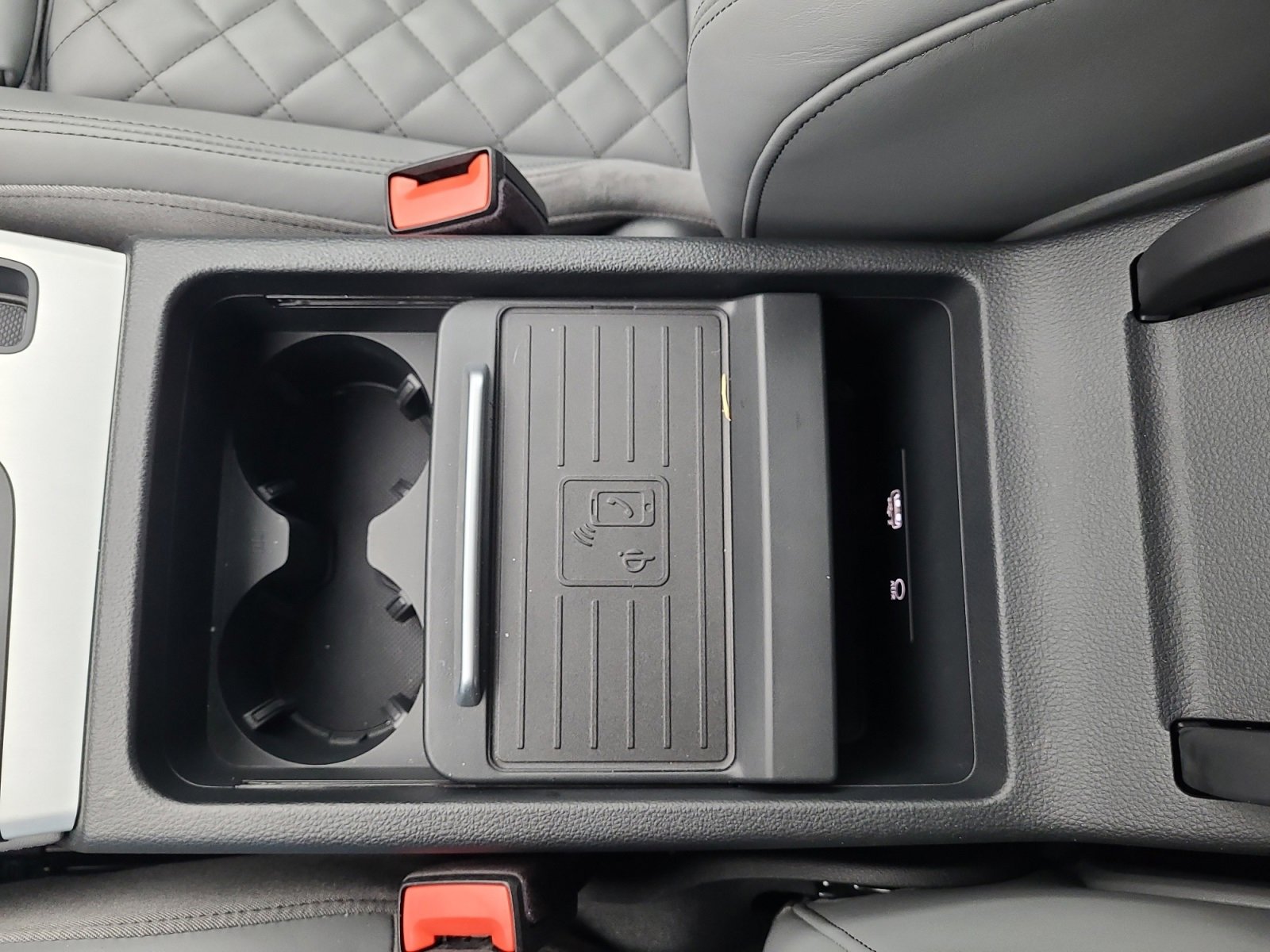 Used 2019 Audi SQ5 Premium Plus w/ Premium Plus Package image 23