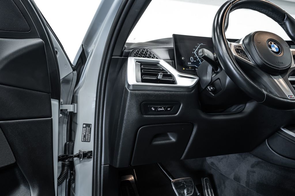 Used 2024 BMW X5 sDrive40i w/ M Sport Package image 22