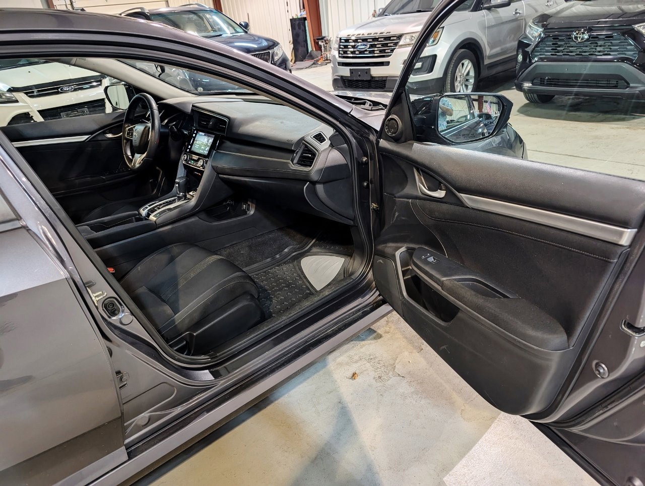 Used 2017 Honda Civic EX image 27