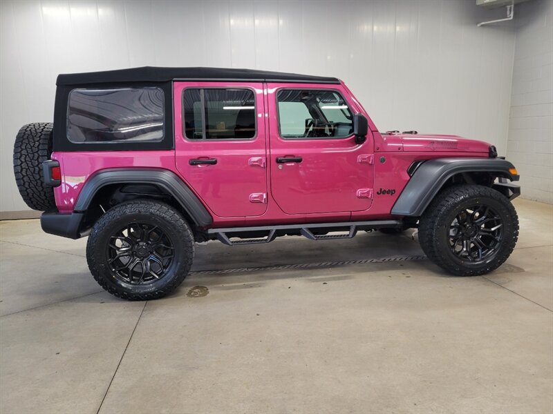 Used 2024 Jeep Wrangler Unlimited Sport AWD/4WD image 11