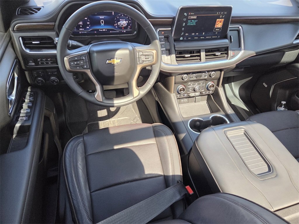 Used 2024 Chevrolet Tahoe High Country image 11