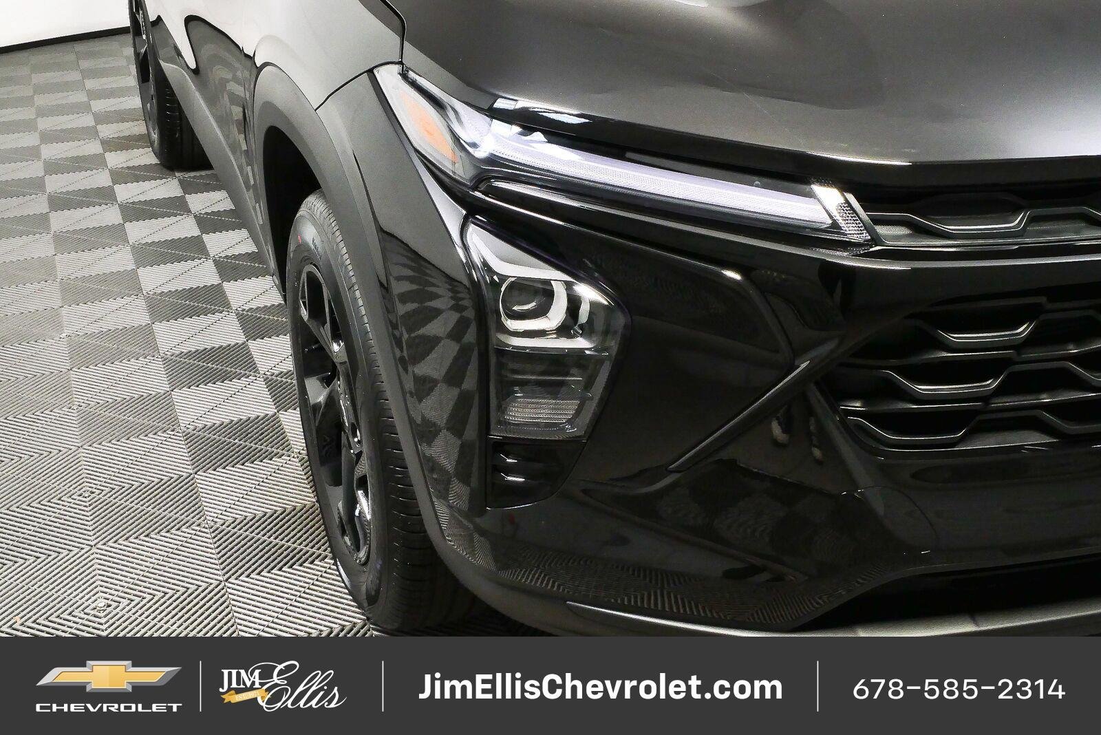 New 2026 Chevrolet Trax LT w/ Driver Confidence Package FWD image 34