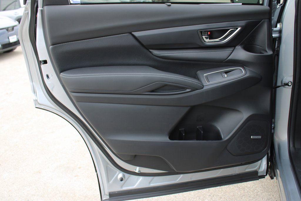 New 2026 Subaru Ascent Limited image 15