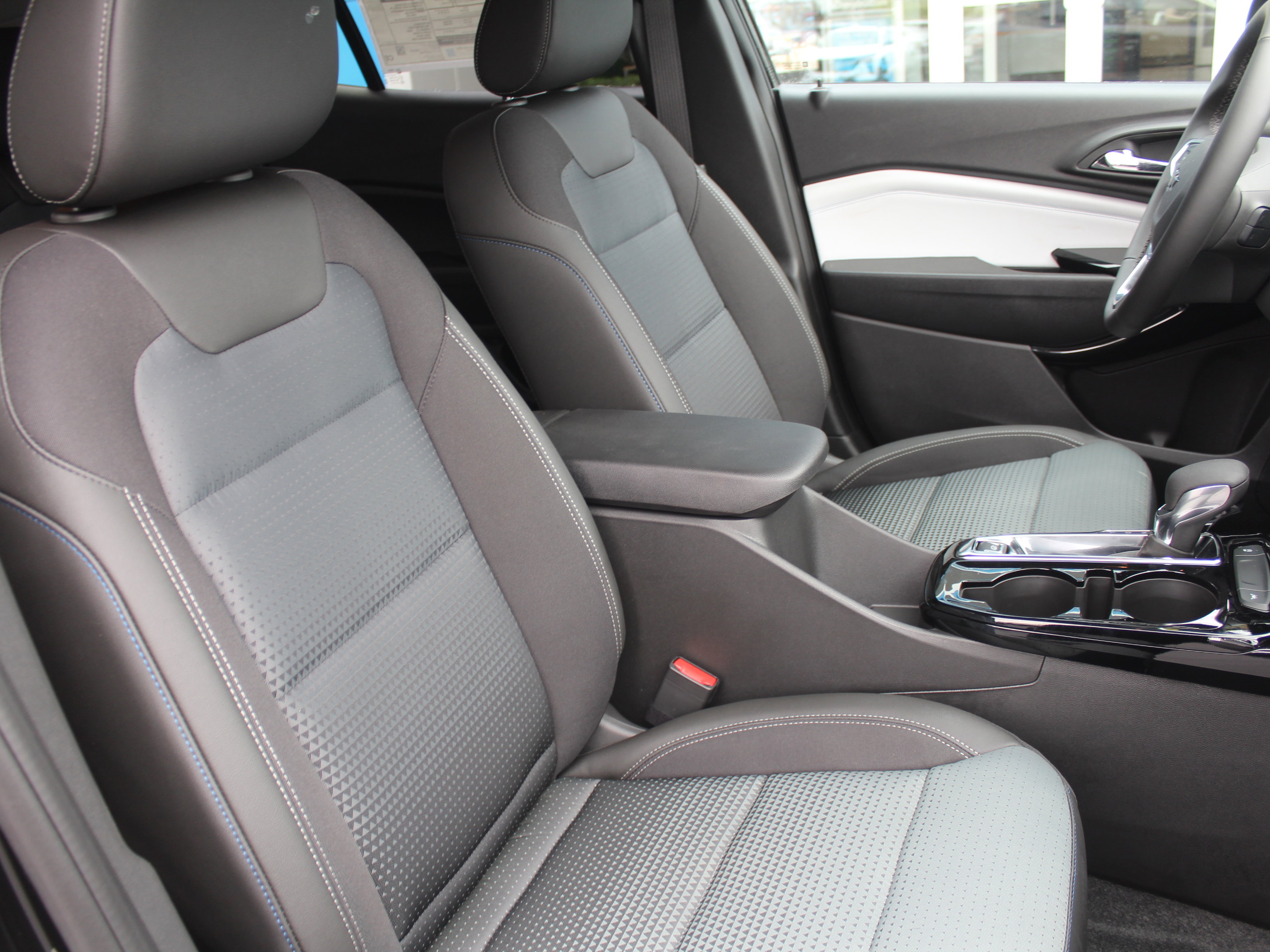 New 2026 Chevrolet Trax LT image 15