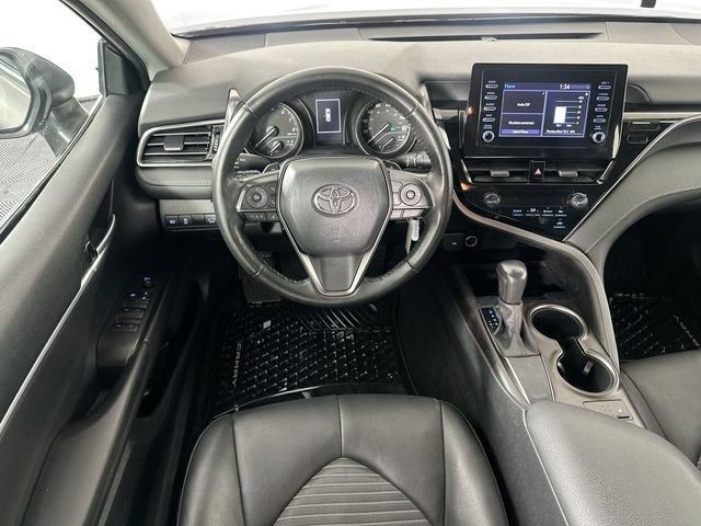 Used 2023 Toyota Camry SE FWD image 10