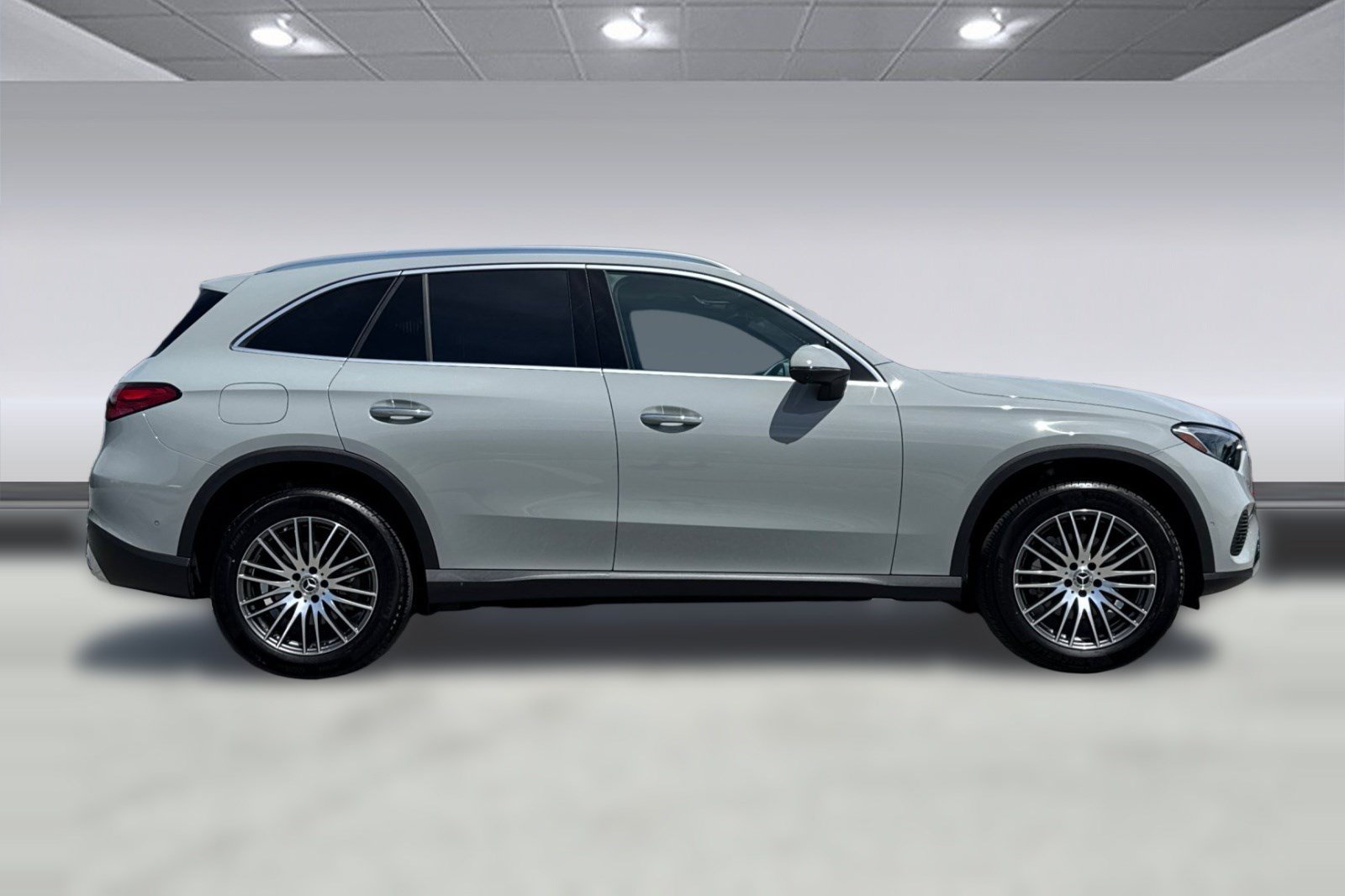 Certified 2025 Mercedes-Benz GLC 300 4MATIC image 8