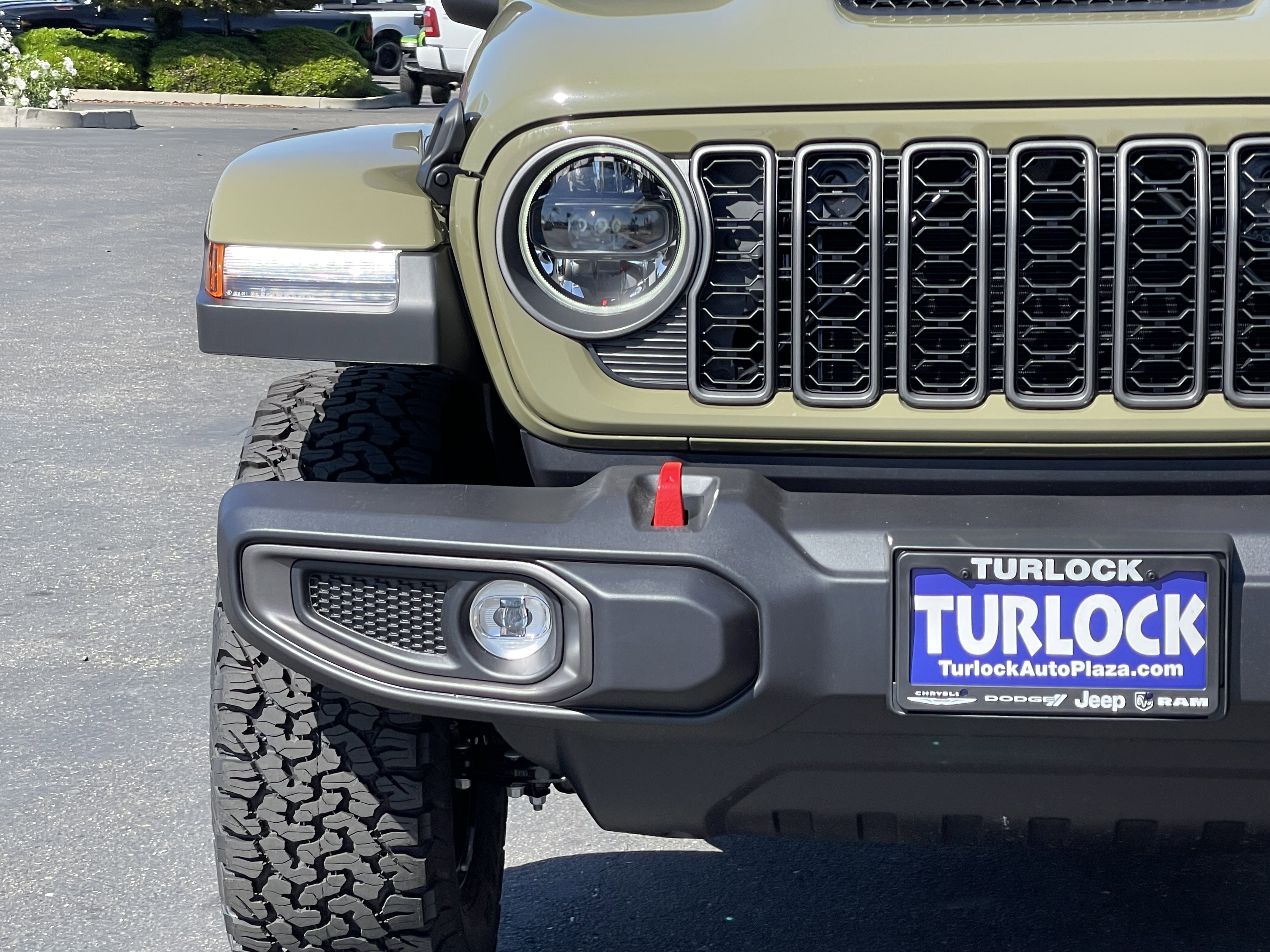New 2026 Jeep Wrangler Unlimited Rubicon AWD/4WD image 5