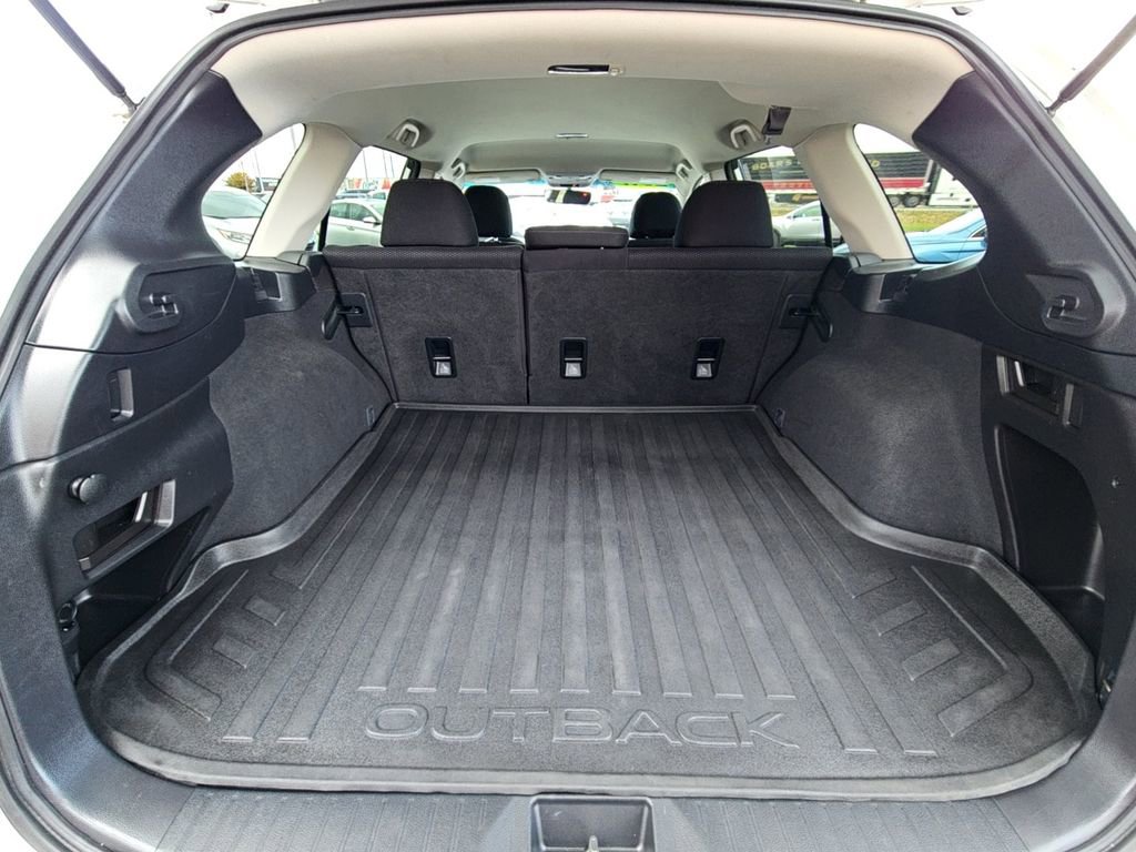 Used 2017 Subaru Outback 2.5i Premium w/ Popular Package #1 image 14