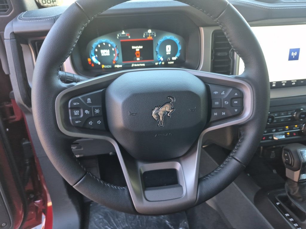 New 2026 Ford Bronco Outer Banks w/ Sasquatch Package AWD/4WD image 13