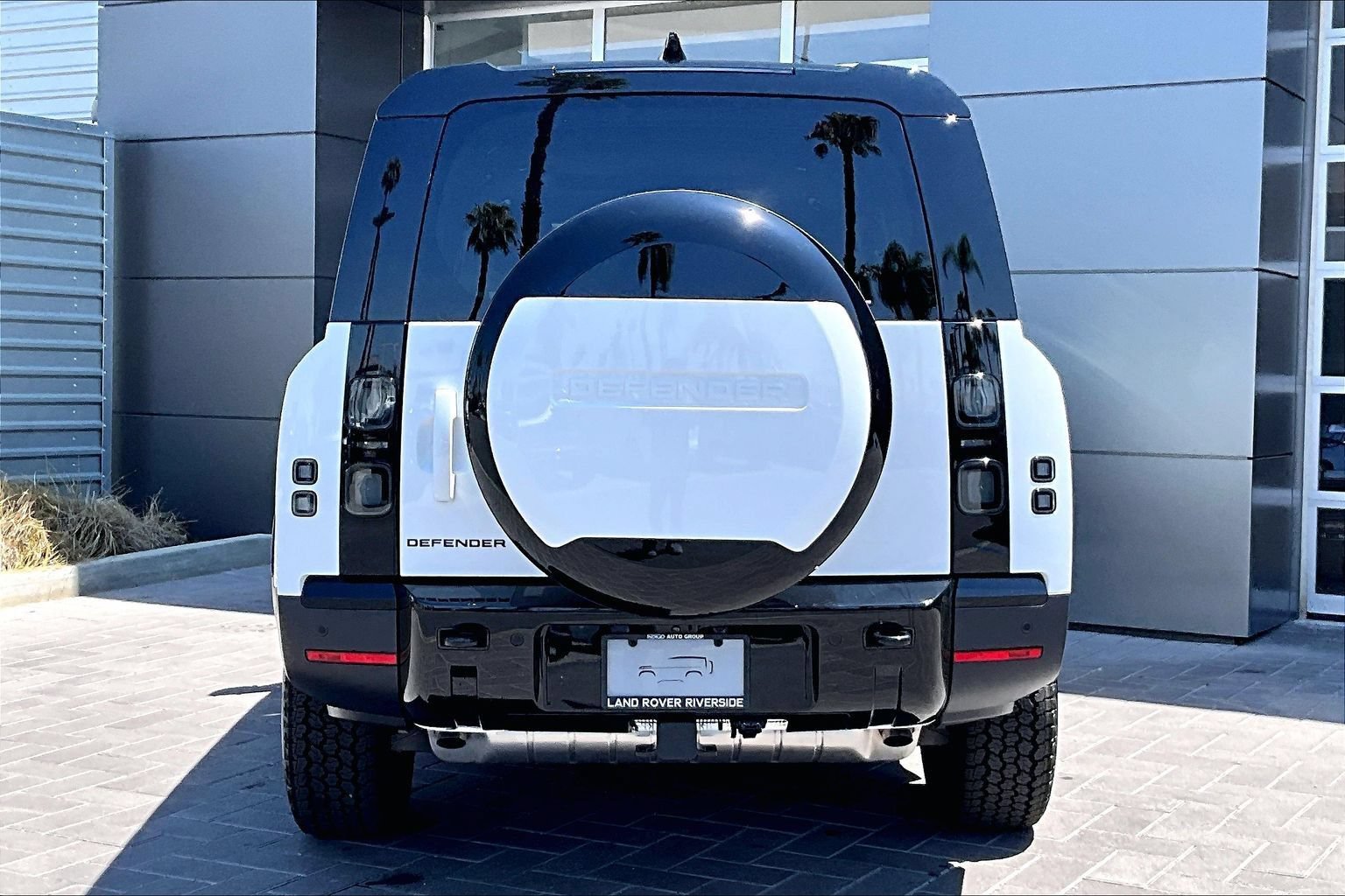 New 2026 Land Rover Defender 130 S AWD/4WD image 4