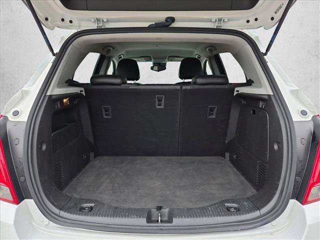 Used 2017 Chevrolet Trax LT w/ LT Convenience Package FWD image 12