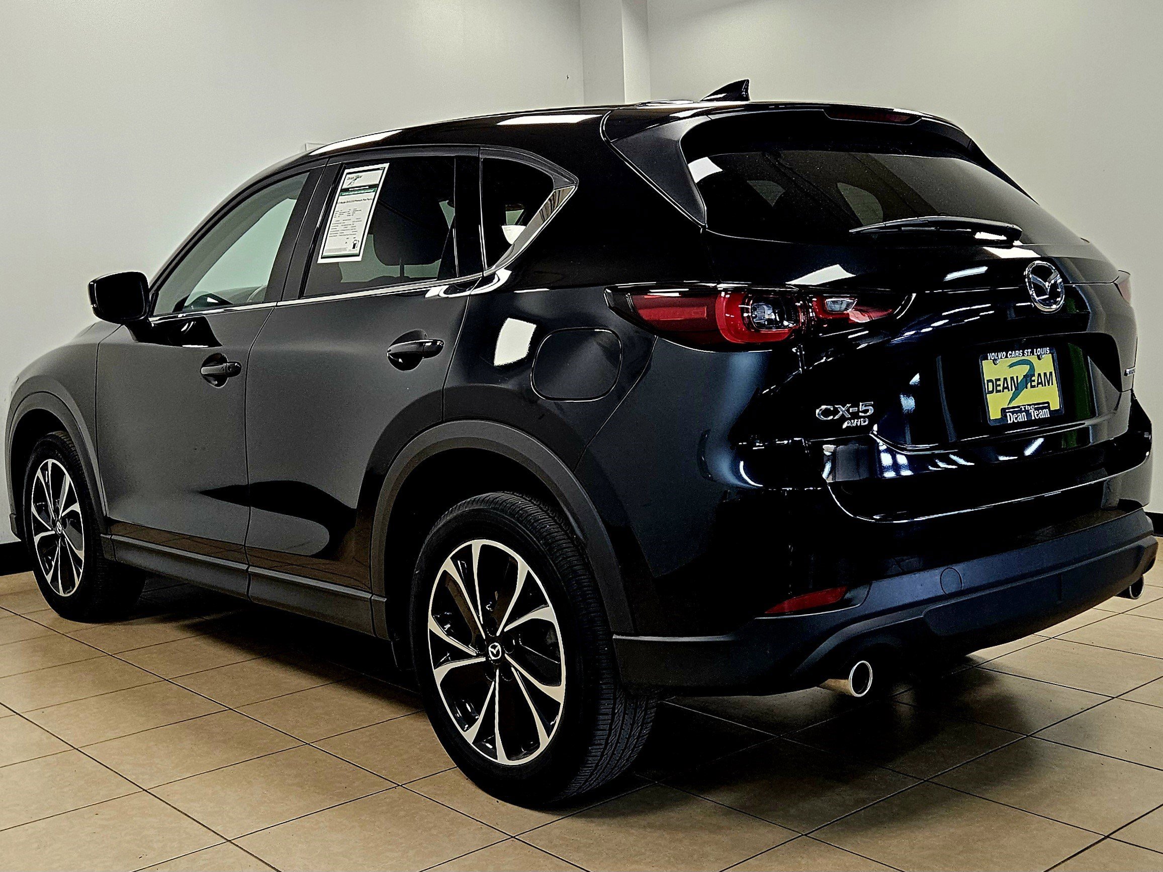 Used 2023 MAZDA CX-5 AWD 2.5 S w/ Premium Plus Pkg image 5
