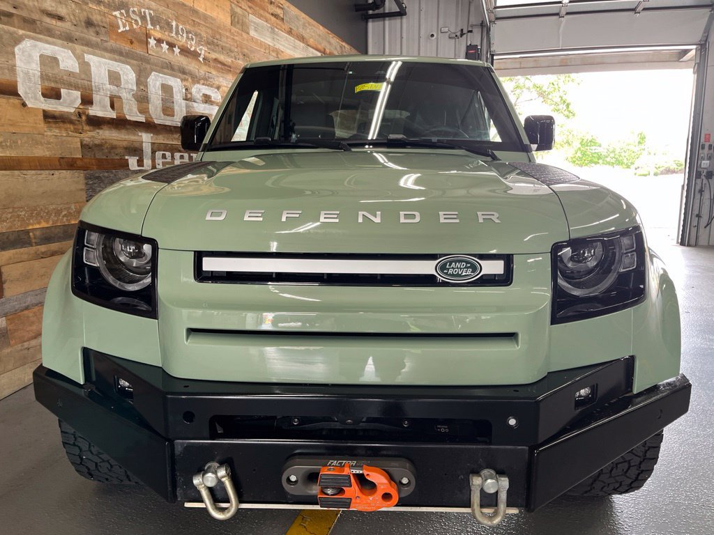Used 2023 Land Rover Defender 110 75th Limited Edition AWD/4WD image 18