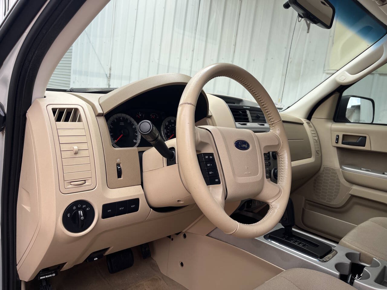Used 2009 Ford Escape XLT FWD image 9