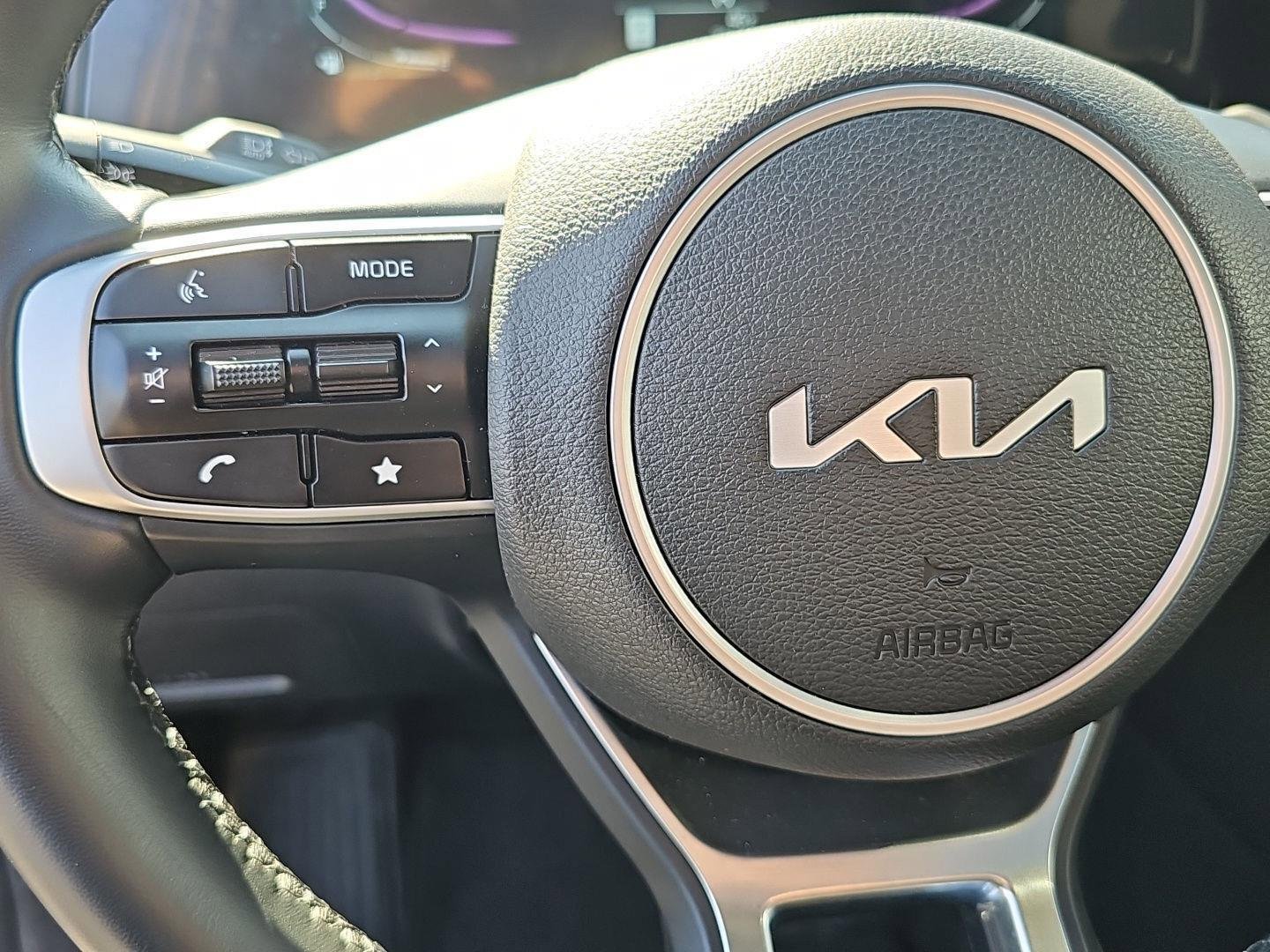 Used 2025 Kia Sportage X-Line w/ Premium Package image 23