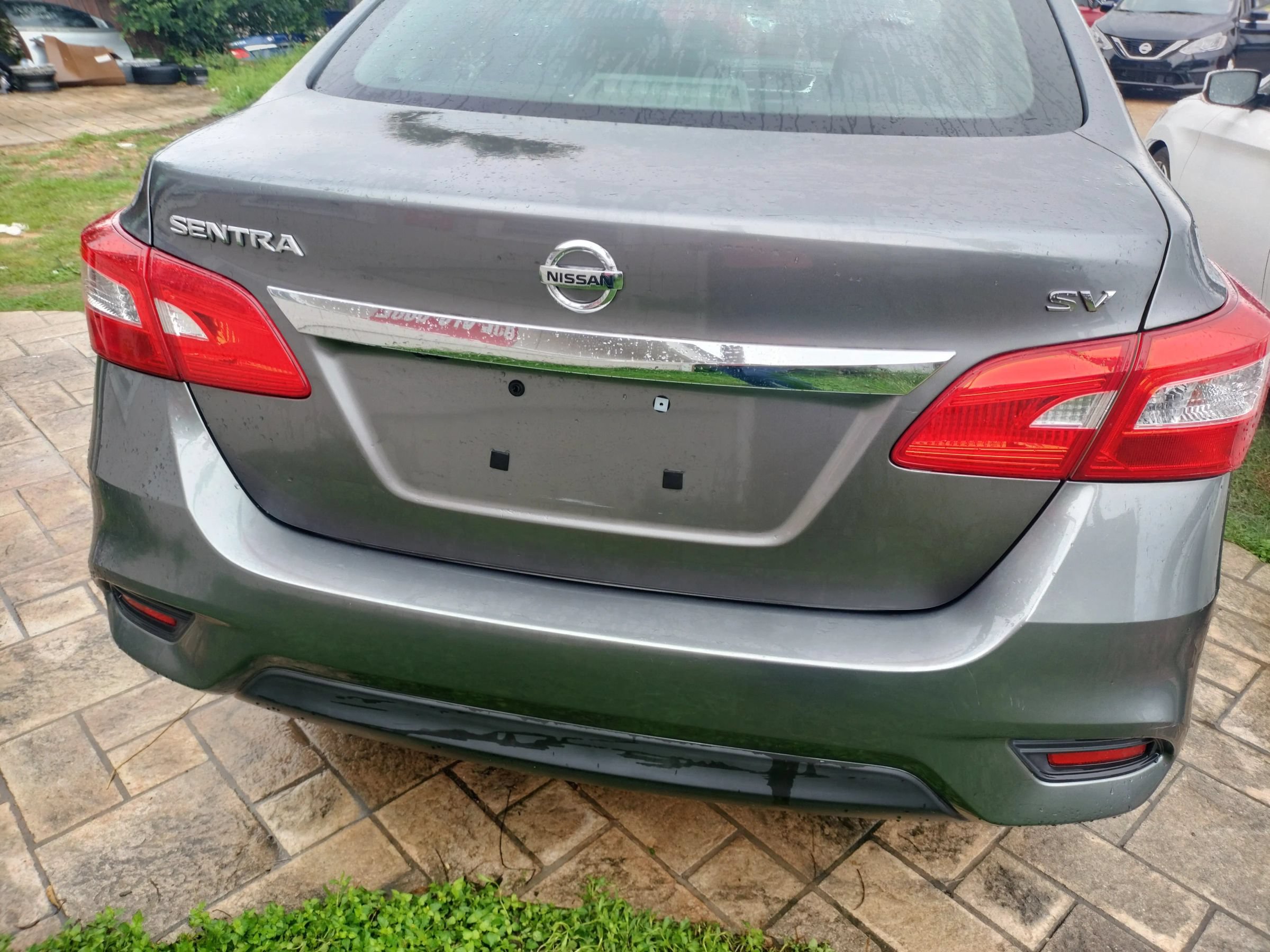 Used 2016 Nissan Sentra SV w/ All Weather Package FWD image 4