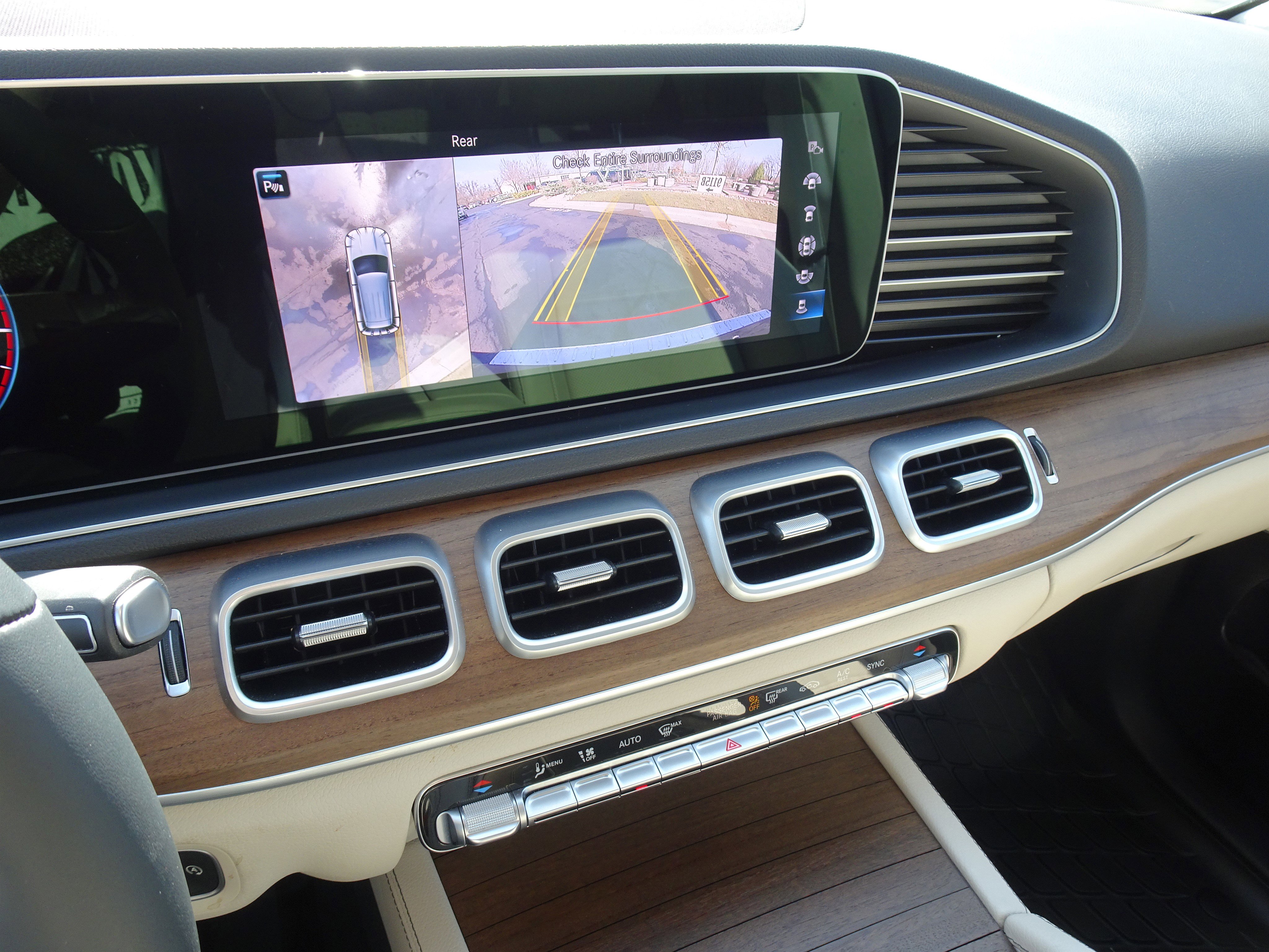 Used 2022 Mercedes-Benz GLE 450 4MATIC image 4