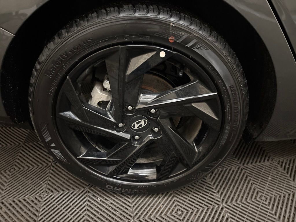 Certified 2026 Hyundai Elantra Sport FWD image 23