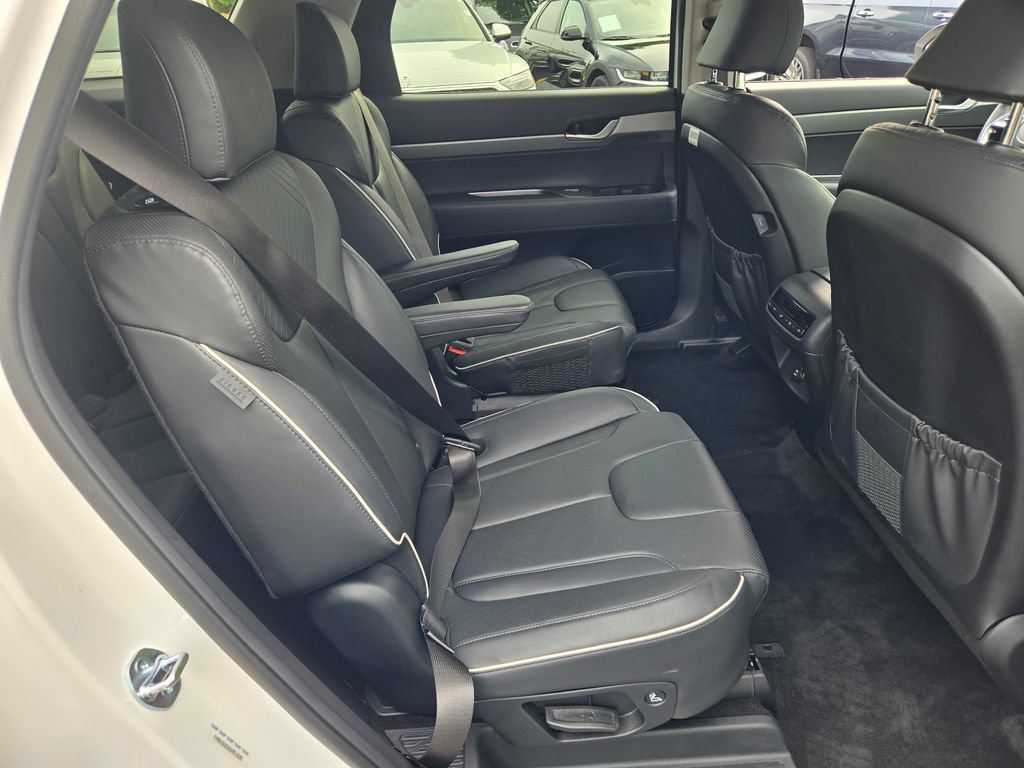 Certified 2025 Hyundai Palisade SEL AWD/4WD image 16