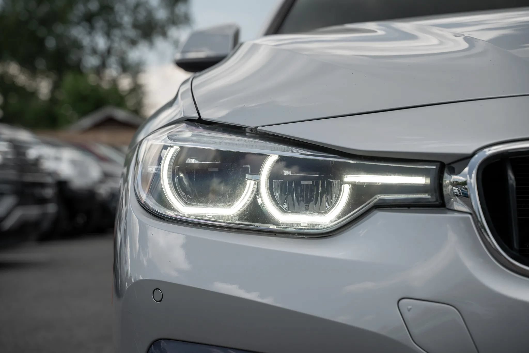 Used 2017 BMW 330i xDrive Sedan w/ Premium Package AWD/4WD image 29