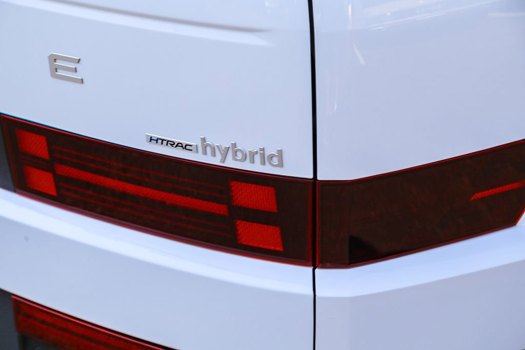 Used 2026 Hyundai Santa Fe SE AWD/4WD image 10