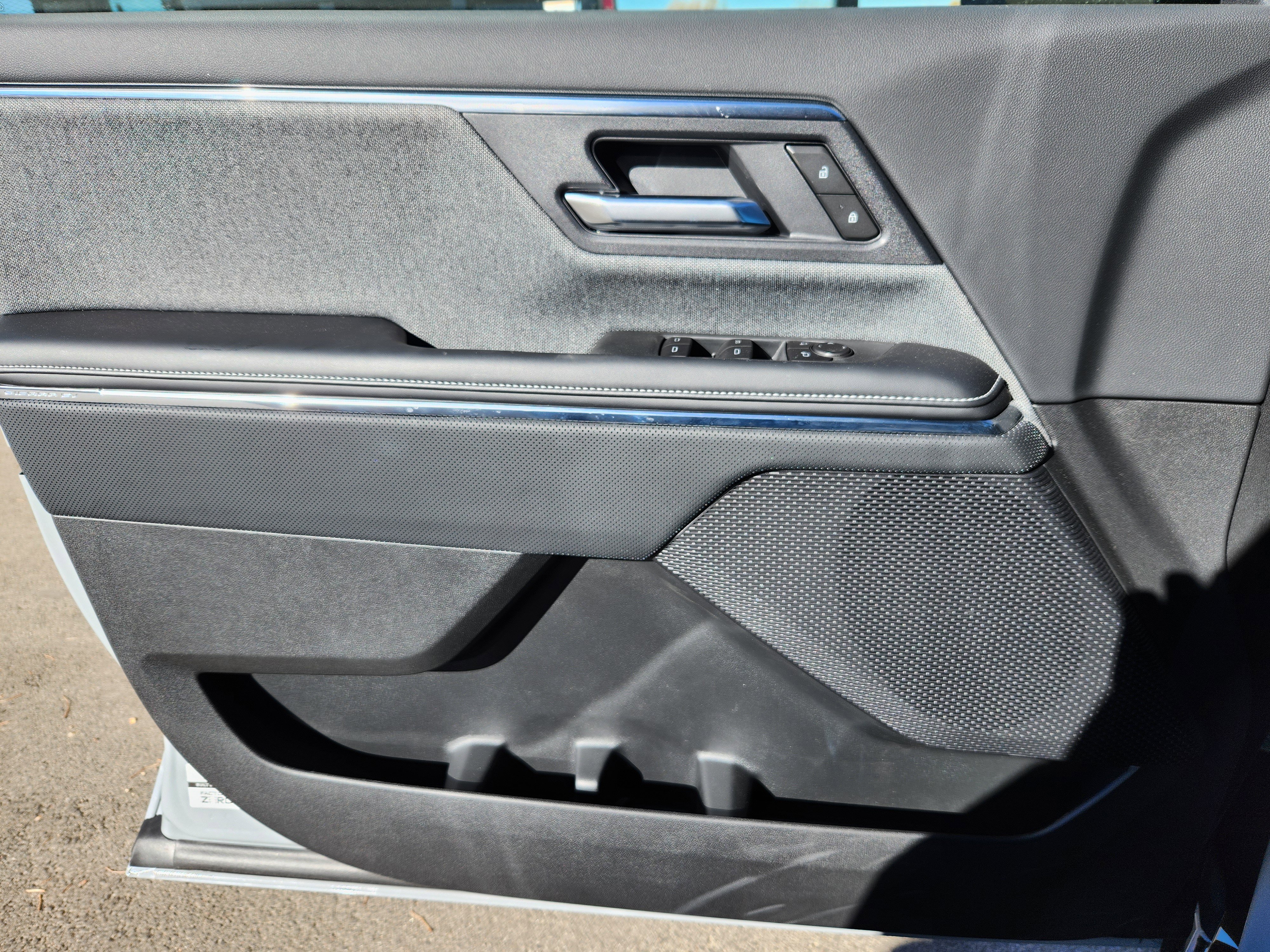 New 2026 GMC Sierra EV Elevation w/ LPO, Elevation Dark Package image 6