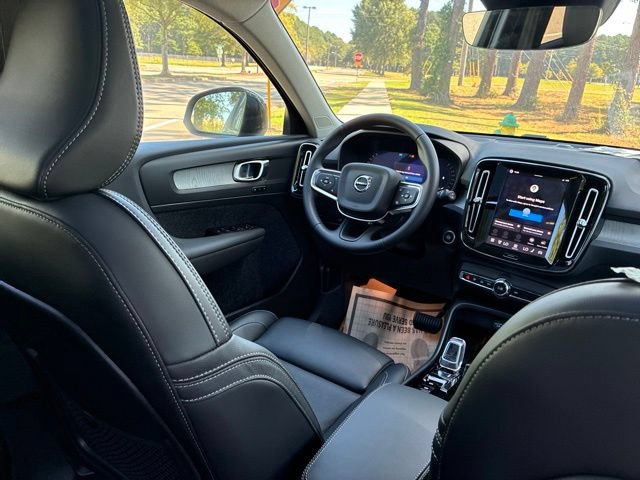 New 2026 Volvo XC40 B5 Plus w/ Protection Package Premier AWD/4WD image 26