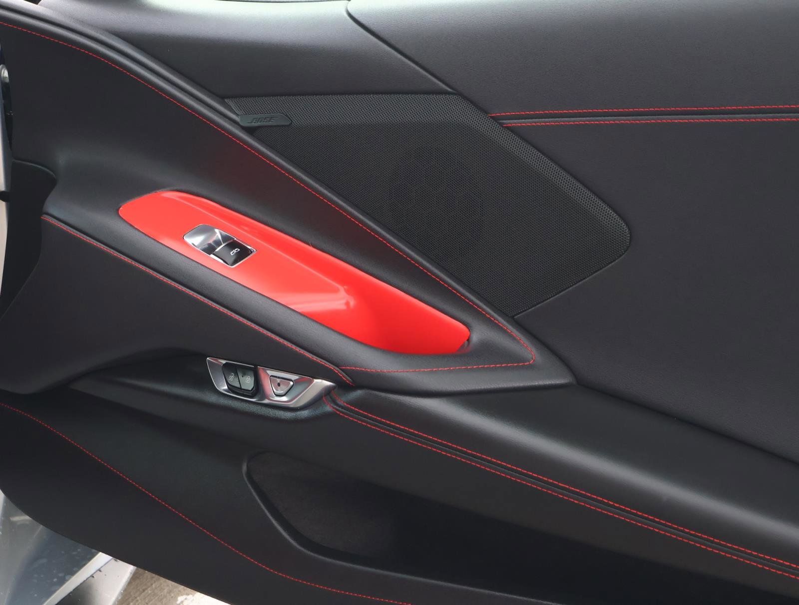 Used 2021 Chevrolet Corvette Stingray Coupe w/ 1LT RWD image 13
