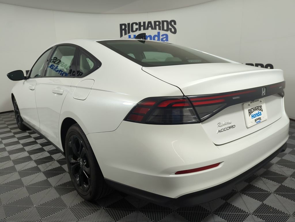 Certified 2025 Honda Accord SE video 2