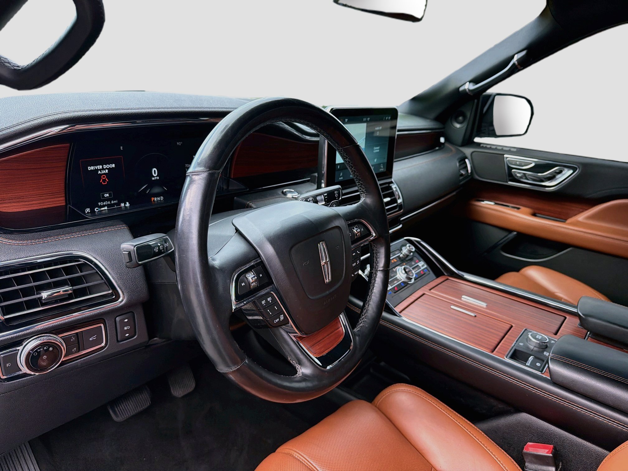 Used 2021 Lincoln Navigator L Reserve AWD/4WD image 9