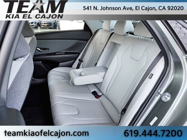 Used 2024 Hyundai Elantra Limited image 16