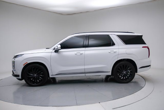 Used 2025 Hyundai Palisade Calligraphy AWD/4WD image 3