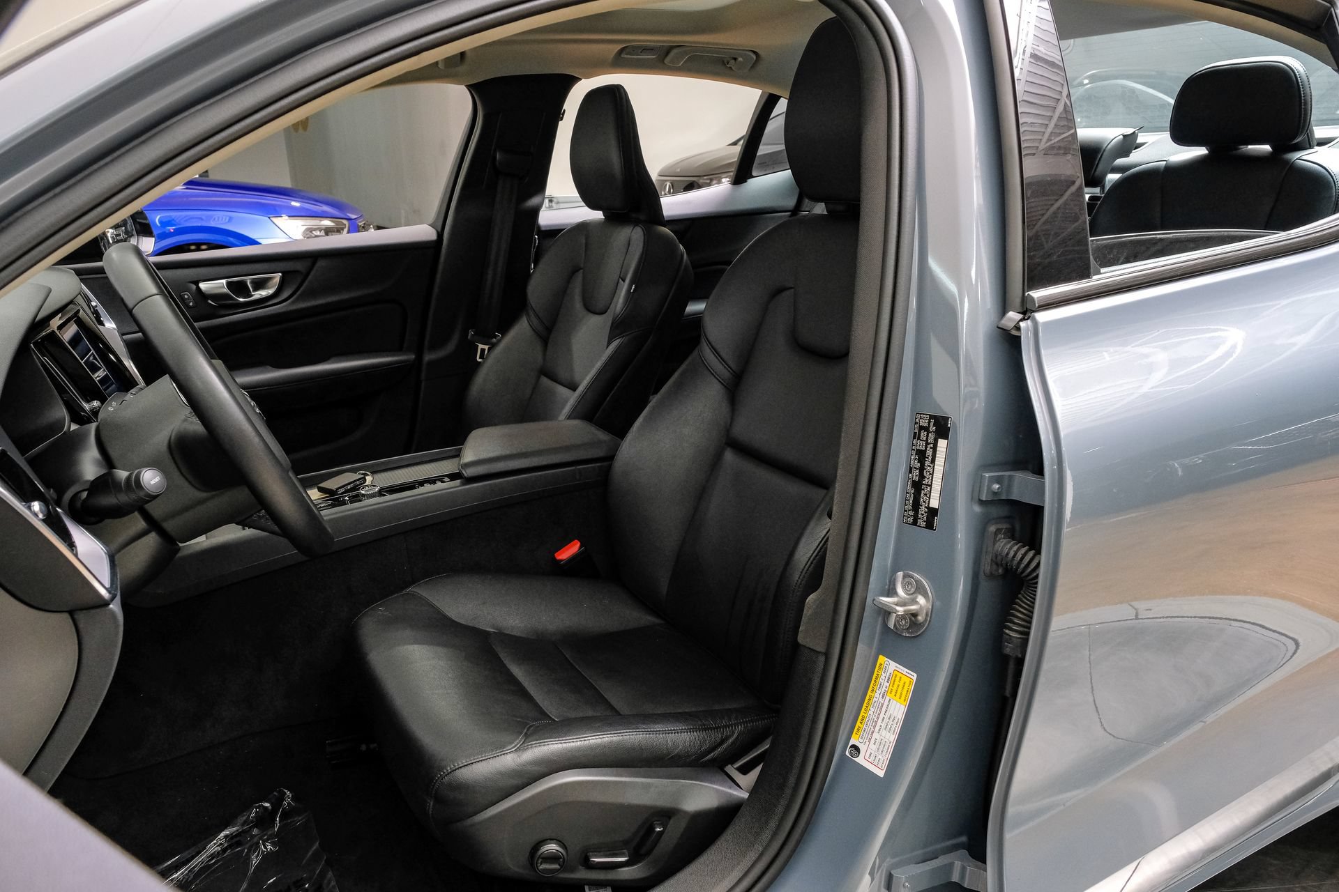 Used 2024 Volvo S60 B5 Core FWD image 35