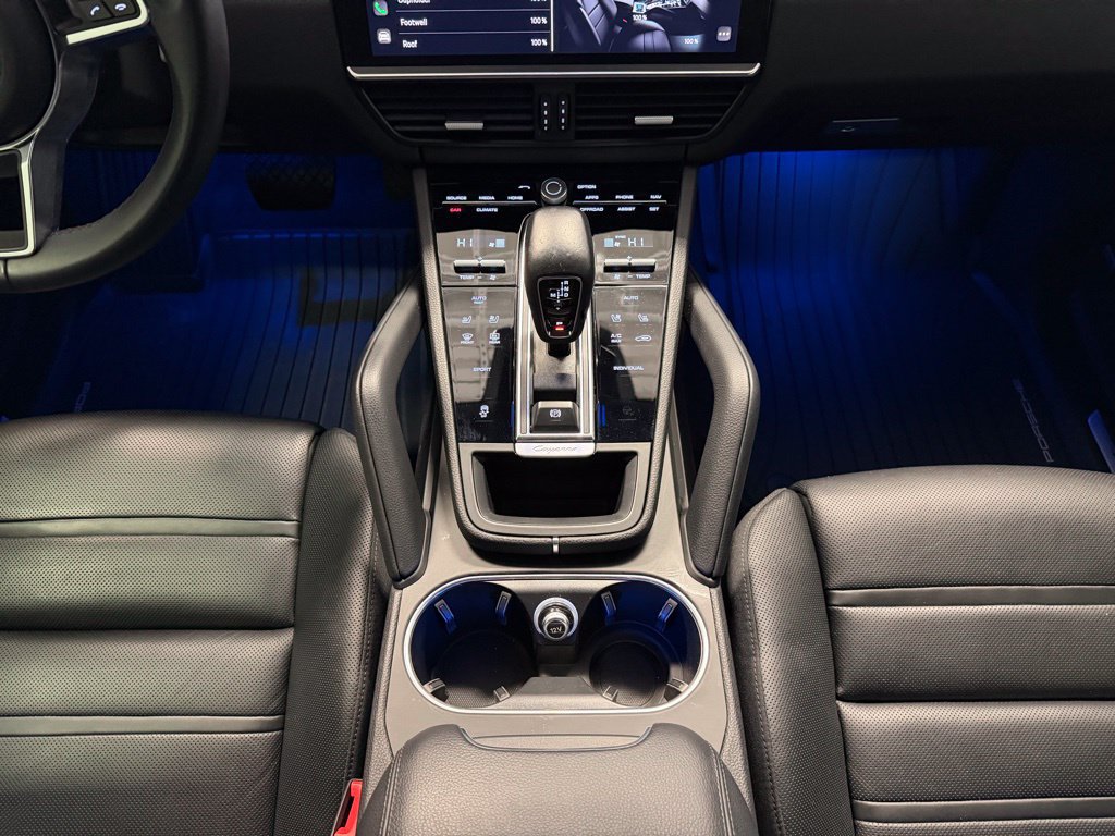 Certified 2023 Porsche Cayenne Platinum Edition AWD/4WD image 16