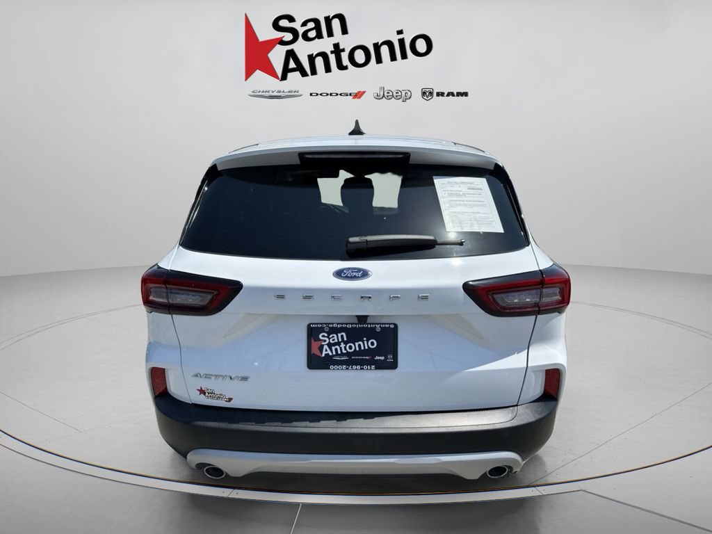 Used 2025 Ford Escape Active FWD image 13