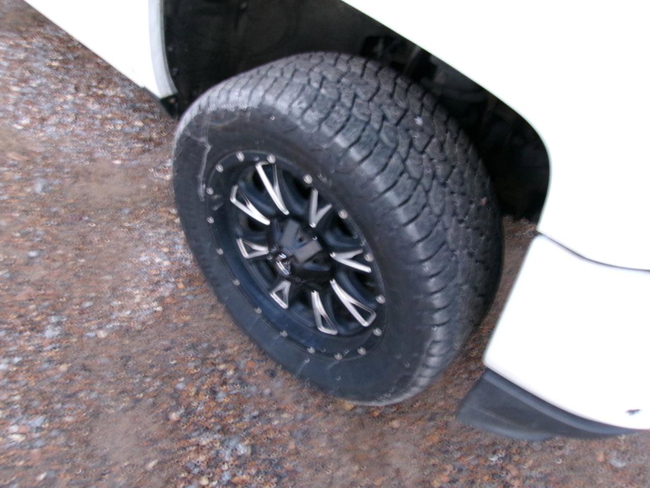 Used 2017 Chevrolet Silverado 1500 LTZ Z71 w/ LTZ Plus Package image 17