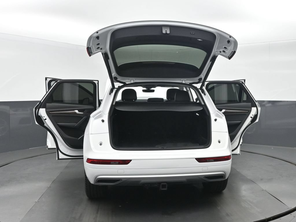 Used 2018 Audi Q5 2.0T Premium w/ Convenience Package AWD/4WD image 41