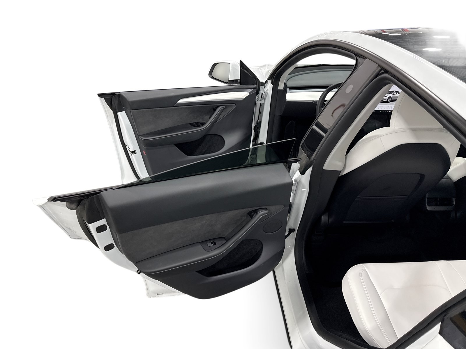 Certified 2023 Tesla Model Y Long Range AWD/4WD image 10